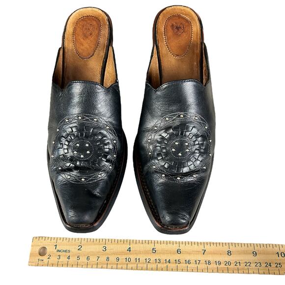 Ariat Mules Women Size 9 B Black Leather Studded Medallion Western Slip On Shoes - Picture 11 of 12
